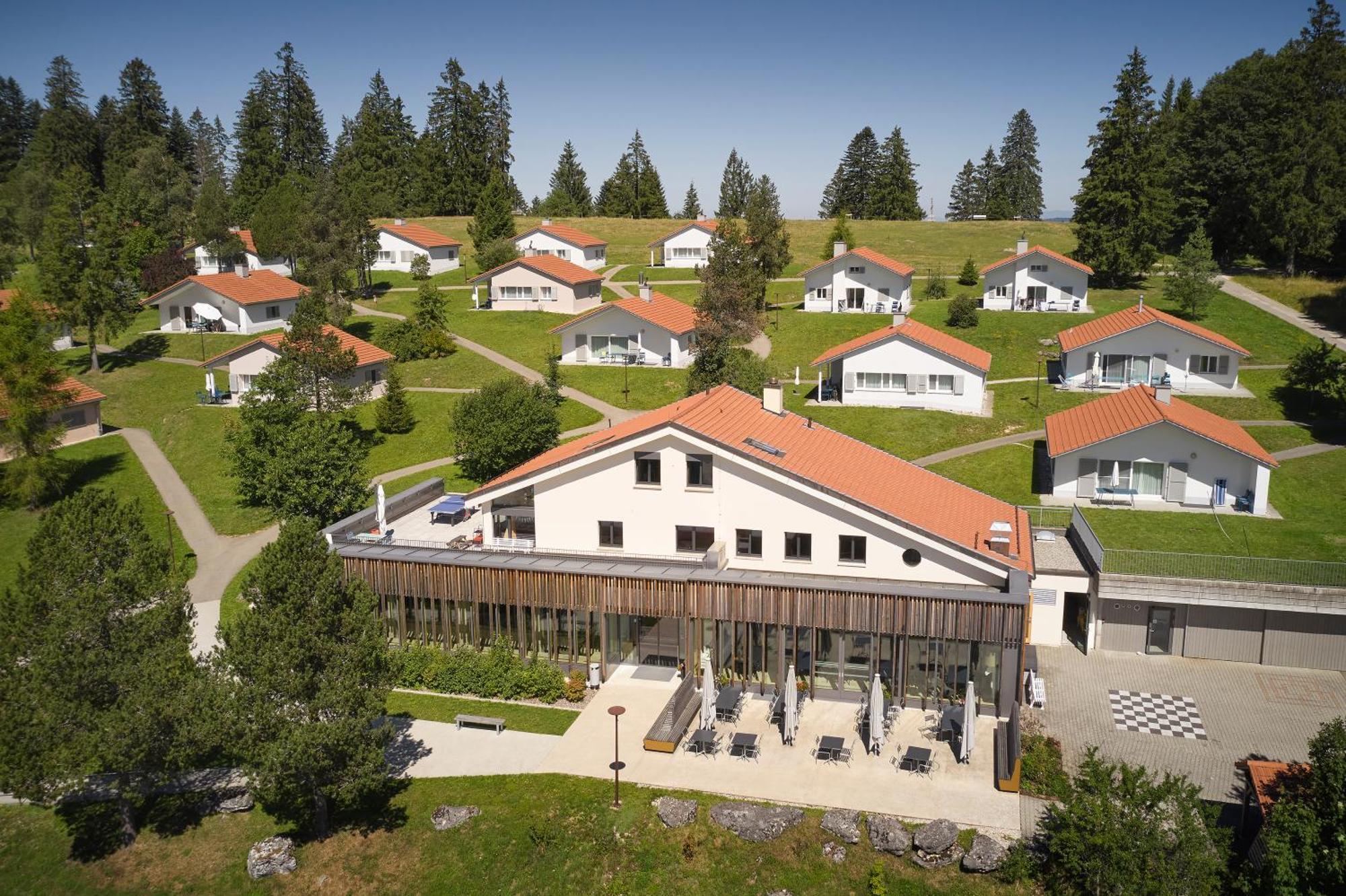 Reka-Feriendorf Montfaucon Exteriör bild